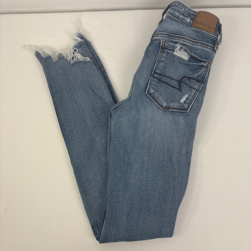 American Eagle Next Level Stretch Hi-Rise Jegging Distressed Blue Jeans Size 0